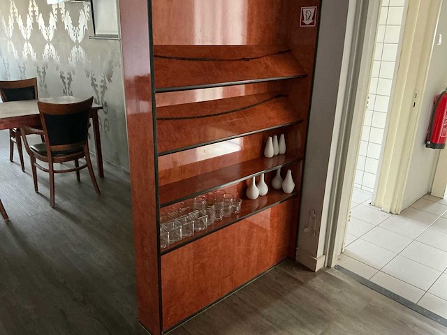 Complete horecabar met achterwand, koelingen, fustkoeler en spoelunit - afbeelding 7 van  15