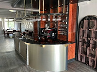Complete horecabar met achterwand, koelingen, fustkoeler en spoelunit - afbeelding 1 van  15
