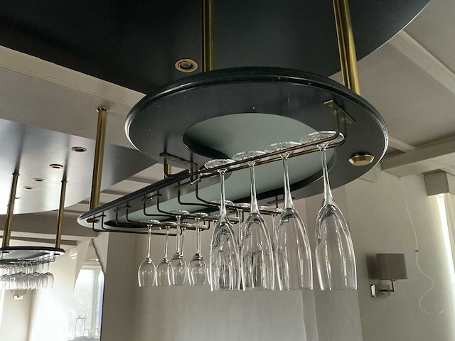 Complete horecabar met achterwand, koelingen, fustkoeler en spoelunit - afbeelding 10 van  15