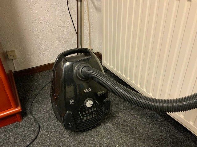 Complete inhoud directiekantoor 1 - afbeelding 18 van  20