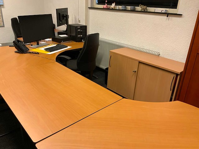 Complete inhoud directiekantoor 1 - afbeelding 20 van  20