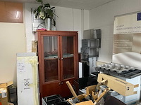 Complete inhoud kamer - afbeelding 7 van  9