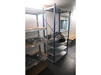 Complete inhoud locker ruimte - afbeelding 9 van  20