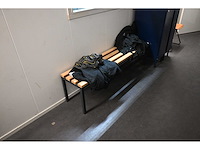 Complete inhoud locker ruimte - afbeelding 11 van  20
