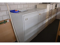 Complete inhoud locker ruimte - afbeelding 5 van  7