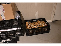 Complete inhoud magazijnruimte / voorraadruimte 1 - afbeelding 2 van  21