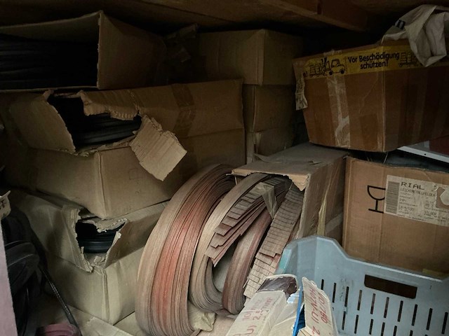 Complete inhoud opslag - afbeelding 21 van  36