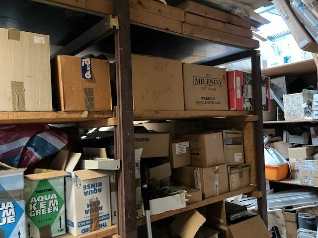 Complete inhoud opslag - afbeelding 30 van  36