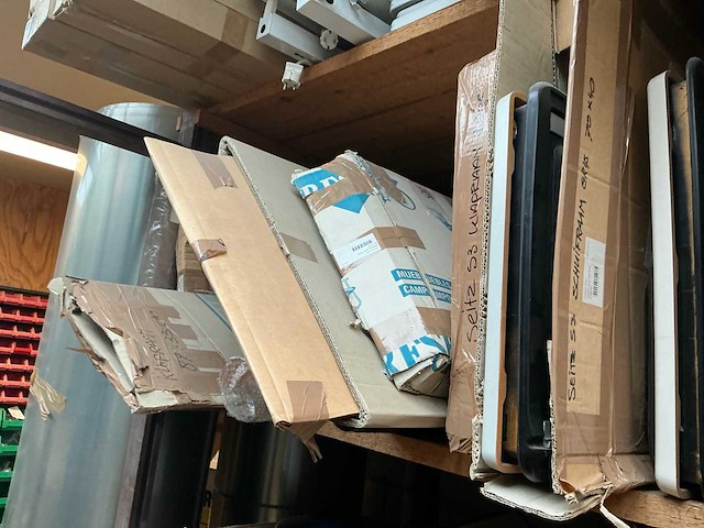 Complete inhoud opslag - afbeelding 36 van  36