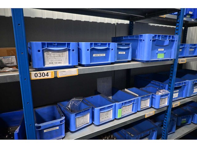 Complete inhoud (rvs) voorraadmagazijn - afbeelding 11 van  89