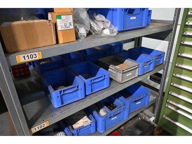 Complete inhoud (rvs) voorraadmagazijn - afbeelding 44 van  89