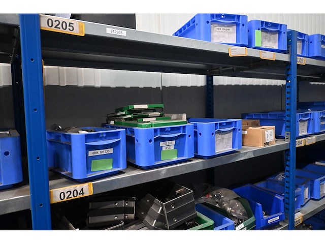 Complete inhoud (rvs) voorraadmagazijn - afbeelding 5 van  67