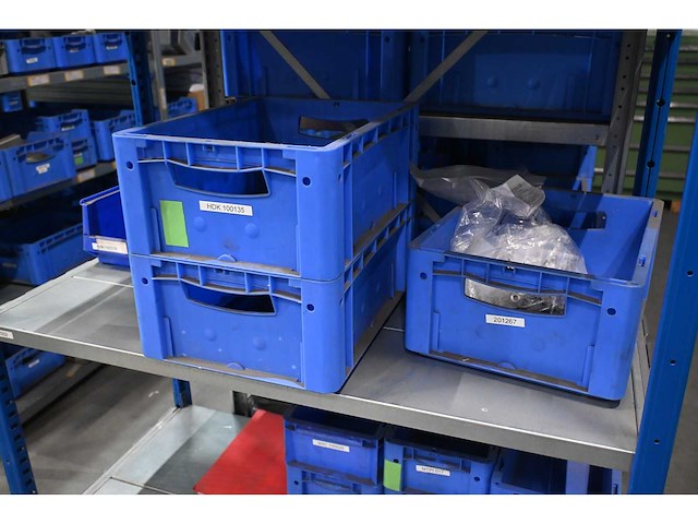 Complete inhoud (rvs) voorraadmagazijn - afbeelding 40 van  67