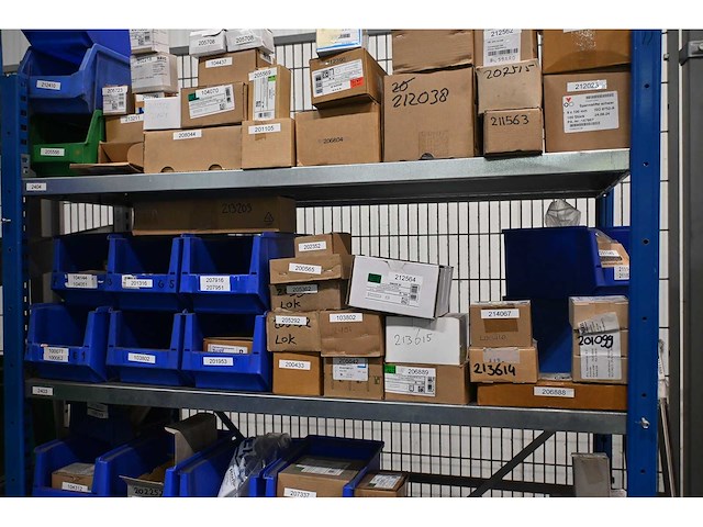 Complete inhoud (rvs) voorraadmagazijn - afbeelding 43 van  67