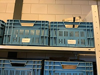 Complete inhoud stelling met krachtstroomkabels, werkplaatsinventaris, handgereedschap en tractoronderdelen - afbeelding 11 van  19