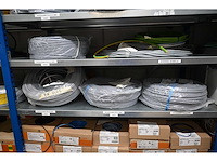 Complete inhoud van 3 secties elektradraad en machine installatie toebehoren - afbeelding 2 van  21