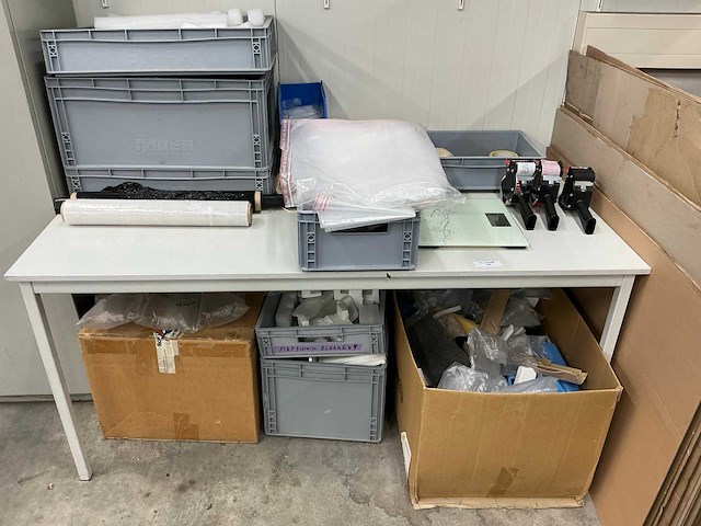 Complete inpakafdeling - afbeelding 8 van  14