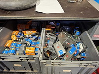 Complete inventaris fietsreparatie werkplaats - afbeelding 25 van  36
