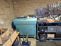 Complete inventaris fietsreparatie werkplaats - afbeelding 23 van  36