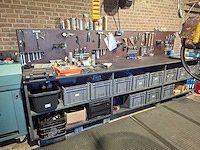Complete inventaris fietsreparatie werkplaats - afbeelding 36 van  36