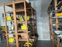 Complete inventaris met inhoud in werkruimte - afbeelding 12 van  15