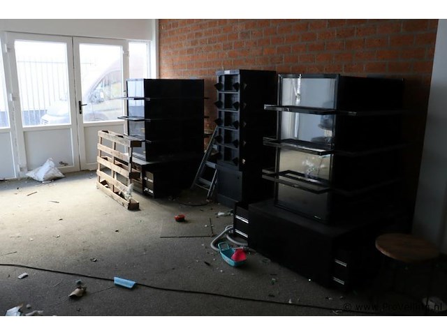 Complete inventaris - afbeelding 71 van  84