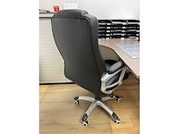 Complete kantoorinventaris; bureau’s / stoelen / beeldschermen / kasten / printer - afbeelding 13 van  15