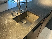 Complete keukenopstelling met stenen blad - afbeelding 9 van  13