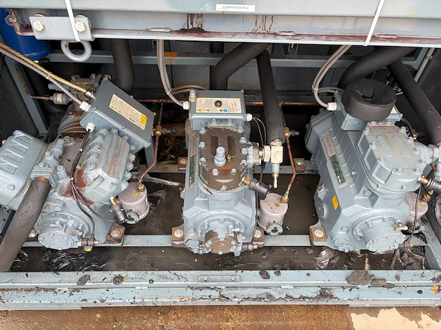 Complete koelinstallatie met besturingskast — danfoss adap-kool systeem (refurbished) - afbeelding 13 van  19