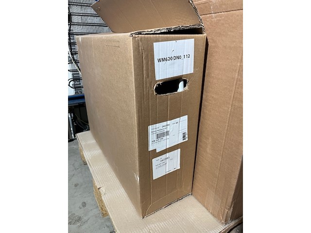 Complete luxe badkamer- en toiletruimtes (4 ruimtes), ca. 62 m² tegelwerk – geberit/neolith/ivy/dolphin - afbeelding 6 van  35