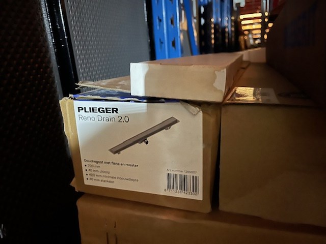 Complete luxe badkamer- en toiletruimtes (4 ruimtes), ca. 62 m² tegelwerk – geberit/neolith/ivy/dolphin - afbeelding 18 van  35