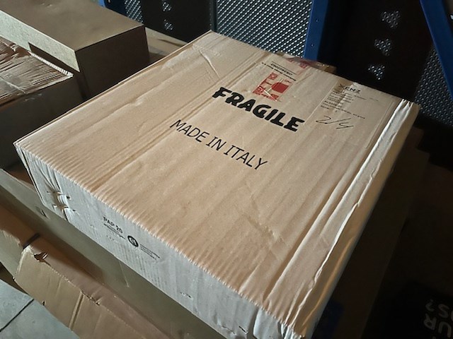 Complete luxe badkamer- en toiletruimtes (4 ruimtes), ca. 62 m² tegelwerk – geberit/neolith/ivy/dolphin - afbeelding 20 van  35