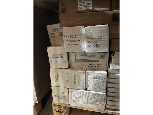 Complete luxe badkamer- en toiletruimtes (4 ruimtes), ca. 62 m² tegelwerk – geberit/neolith/ivy/dolphin - afbeelding 28 van  35