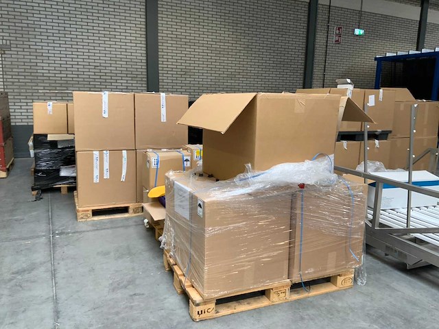 Complete partij (16 pallets) eyrise liquid glass (elektronische) productie onderdelen. - afbeelding 11 van  40