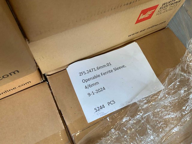 Complete partij (16 pallets) eyrise liquid glass (elektronische) productie onderdelen. - afbeelding 15 van  40