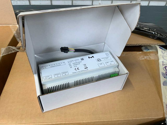 Complete partij (16 pallets) eyrise liquid glass (elektronische) productie onderdelen. - afbeelding 24 van  40