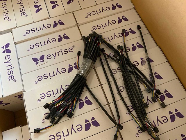 Complete partij (16 pallets) eyrise liquid glass (elektronische) productie onderdelen. - afbeelding 30 van  40