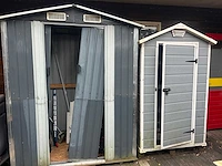Complete partij terrasmeubilair, parasolvoeten, tuinkasten en diverse materialen - afbeelding 11 van  16