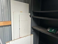 Complete partij terrasmeubilair, parasolvoeten, tuinkasten en diverse materialen - afbeelding 14 van  16