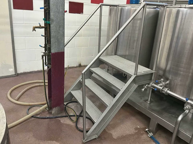 Complete pasteurisatielijn - afbeelding 6 van  33