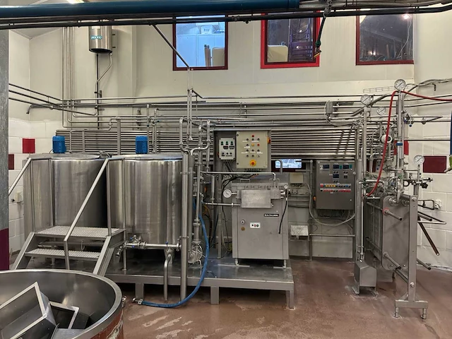 Complete pasteurisatielijn - afbeelding 23 van  33