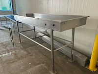 Complete rvs productielijn met transportband, bunker en werktafel - afbeelding 2 van  11