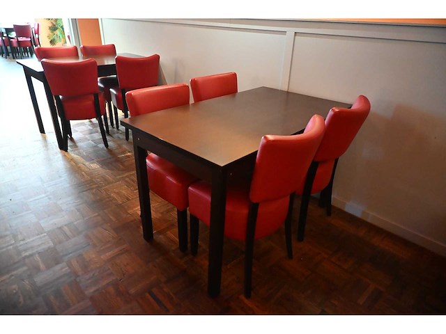 Complete set 2/2 restaurantmeubilair 33 tafels en 77 stoelen - afbeelding 10 van  24