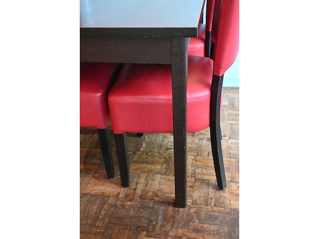 Complete set 2/2 restaurantmeubilair 33 tafels en 77 stoelen - afbeelding 14 van  24