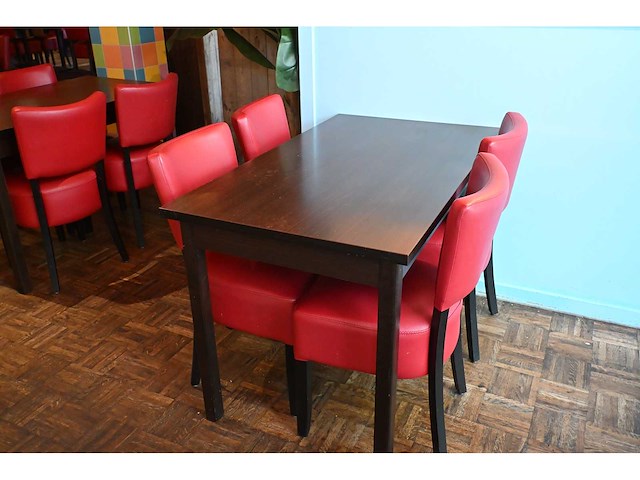 Complete set 2/2 restaurantmeubilair 33 tafels en 77 stoelen - afbeelding 20 van  24