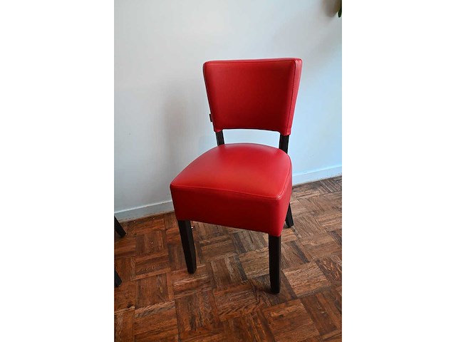 Complete set 2/2 restaurantmeubilair 33 tafels en 77 stoelen - afbeelding 15 van  24
