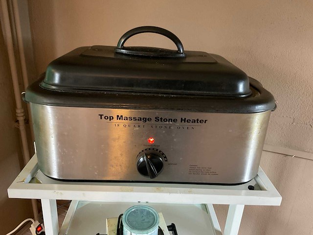 Complete set: hot stone massage, lamp met licht en loep, waxverwarmer en kar - afbeelding 4 van  6