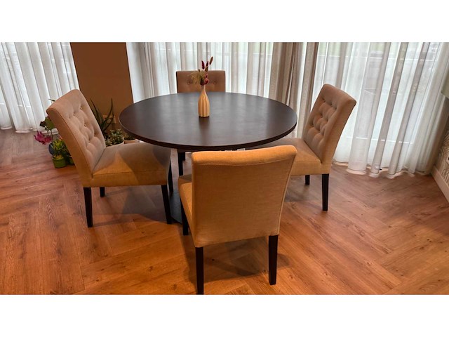 Complete set restaurantmeubilair bestaande uit 12 restauranttafels en 24 restaurantstoelen - afbeelding 3 van  11