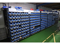 Complete voorraad (rvs) installatiematerialen - inhoud van 845 kunststof voorraadbakken - afbeelding 1 van  14