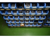 Complete voorraad (rvs) installatiematerialen - inhoud van 845 kunststof voorraadbakken - afbeelding 2 van  14